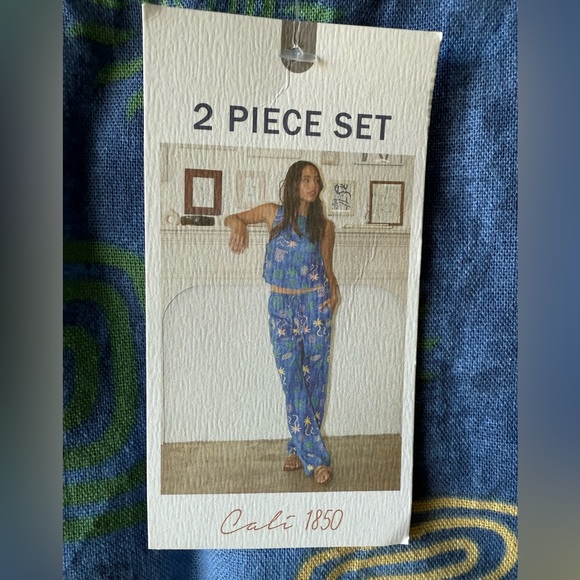 Chic Blue Women's Set - Picture 7 of 11